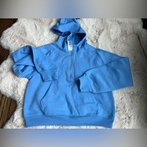Gap. Girls XXL (14-16) Blue hooded cropped sweatshirt. NWT.